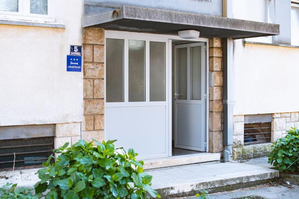 Lapad Cove Apartment Dubrovnik Exterior photo